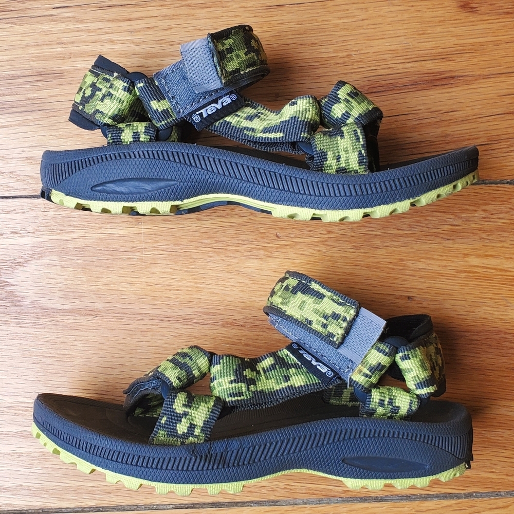 Teva Sandals Little Boys Size 11